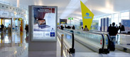 Publicidad en aeropuertos: mupis